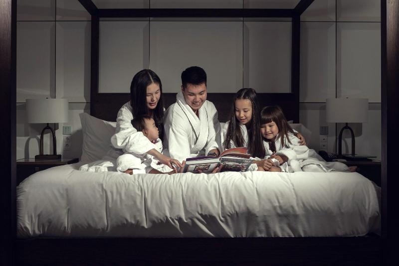 اتاق لوکس با تخت بزرگ, The St. Regis Astana