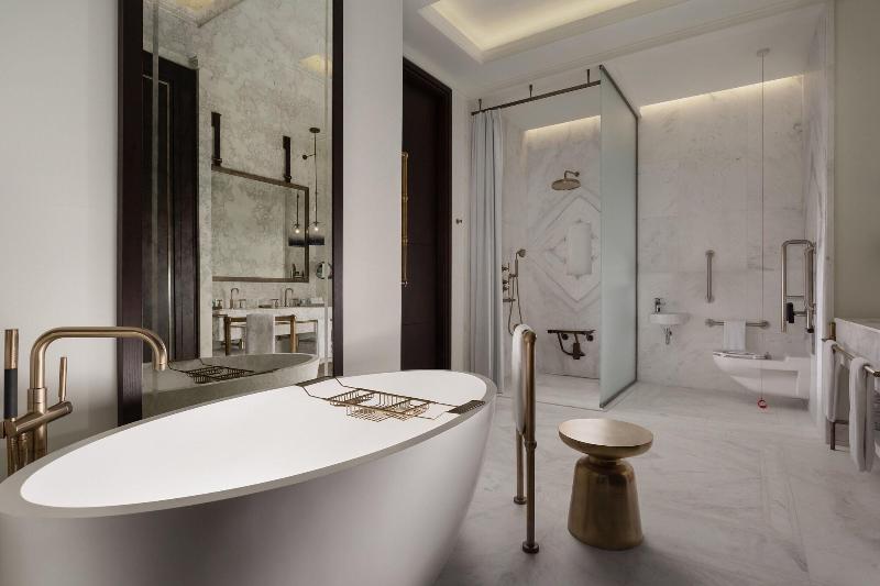Deluxe room with river view, The St. Regis Astana