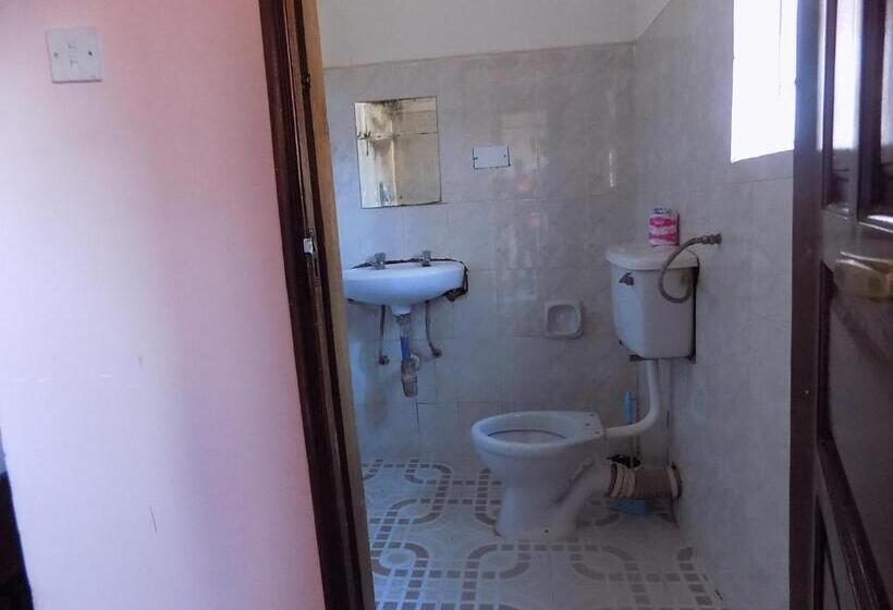 اتاق استاندارد, Sydney Hotel Kampala