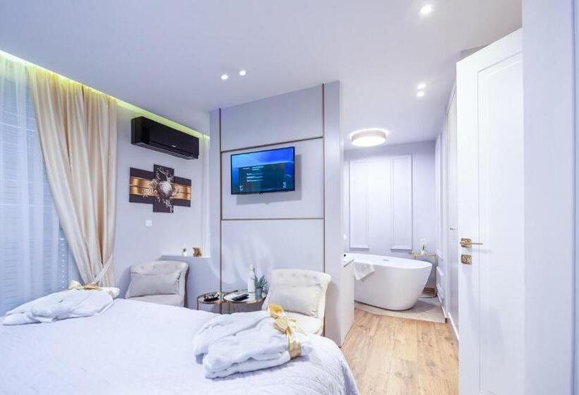 Номер Deluxe, Luxury Rooms Kadena