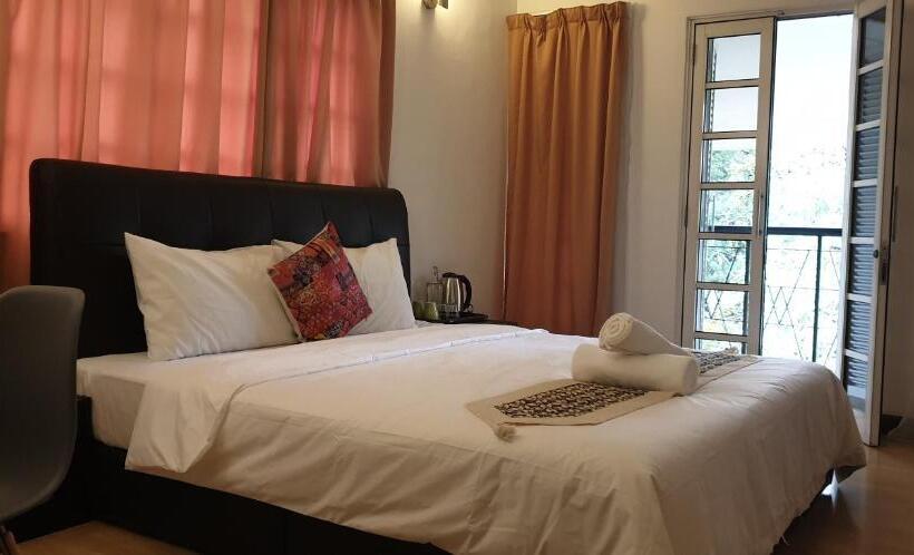Quarto Superior, 5 Twenty @ Ampang Hilir