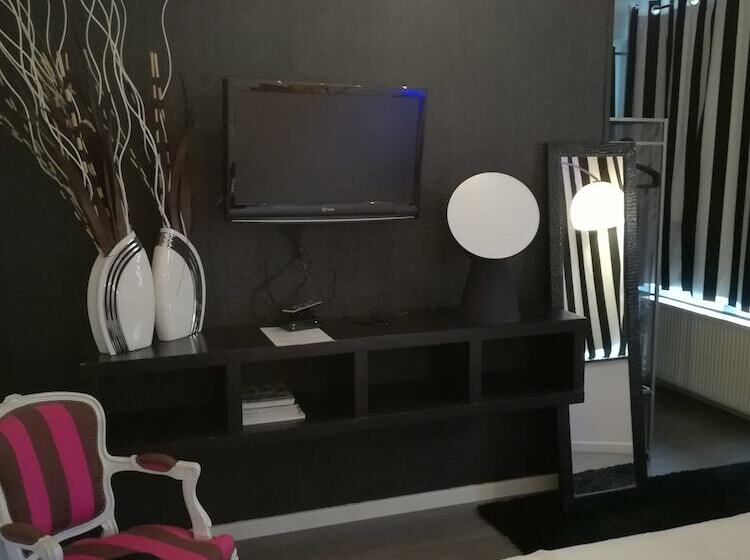 سوییت, Itsara Suites & Spa