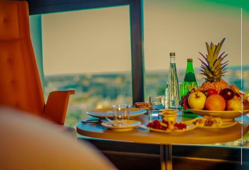 ジュニアスイート, The View Rabat