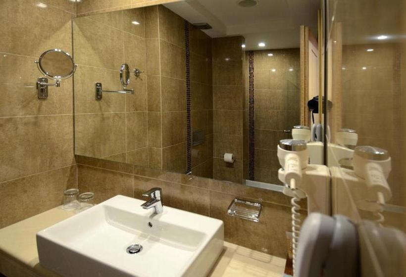 غرفة قياسية ثلاثية, Danai Hotel & Spa
