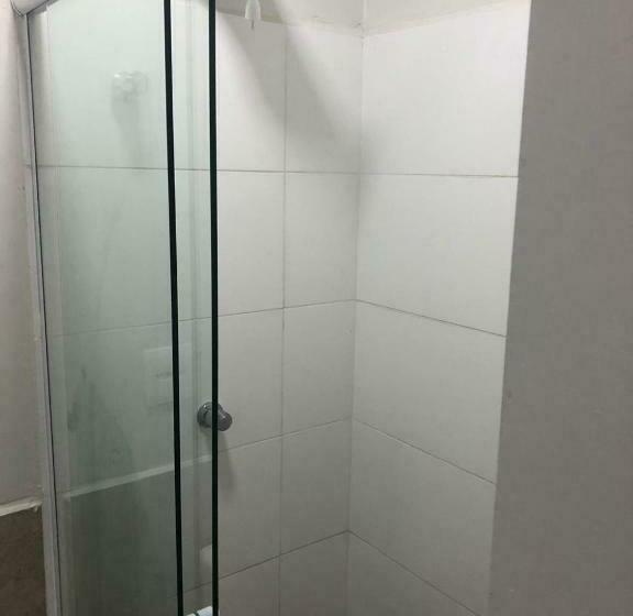اتاق لوکس یک تخته, Redentora Plaza