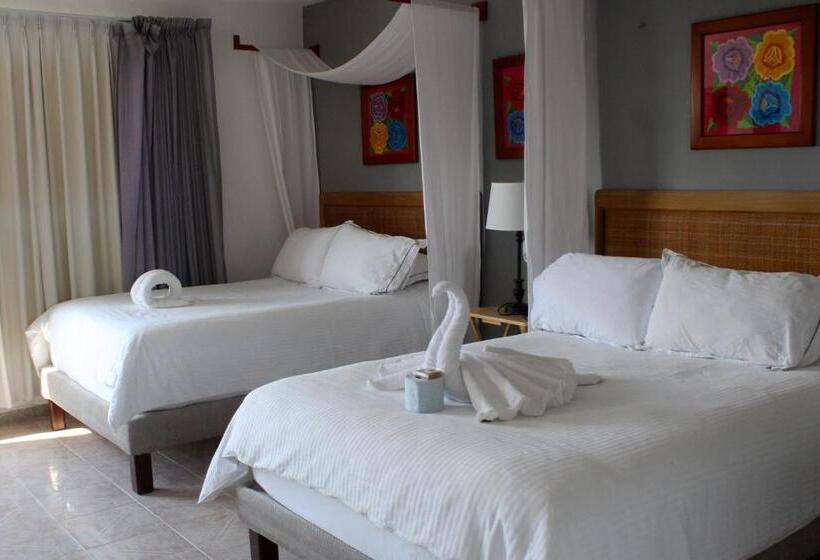Deluxe Studio, San Vicente