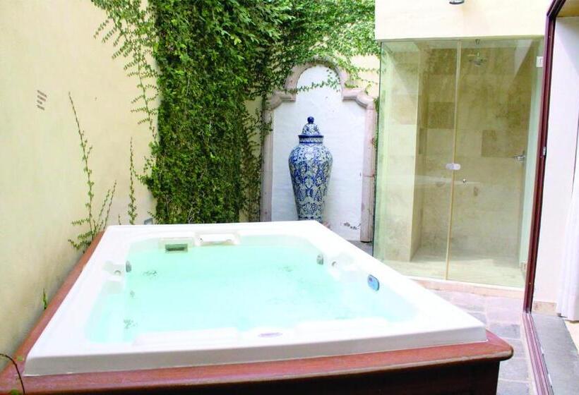 キングサイズベッドのデラックススイート, Lindo Ajijic Bed & Breakfast