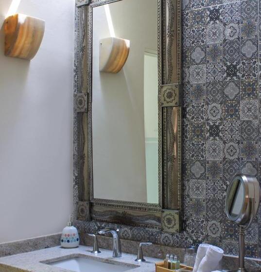 スイート, Lindo Ajijic Bed & Breakfast