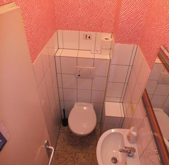 Номер Стандарт Индивидуальный, Max Hostel