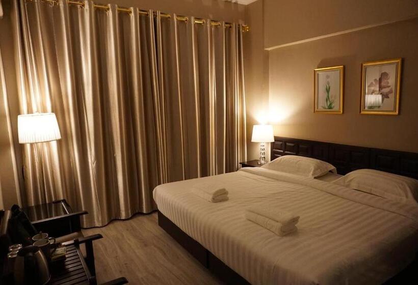اتاق سوپریور, Taris Art Hotel Phrae