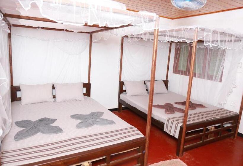 اتاق خانوادگی, Ocean View Beach Resort   Kalpitiya