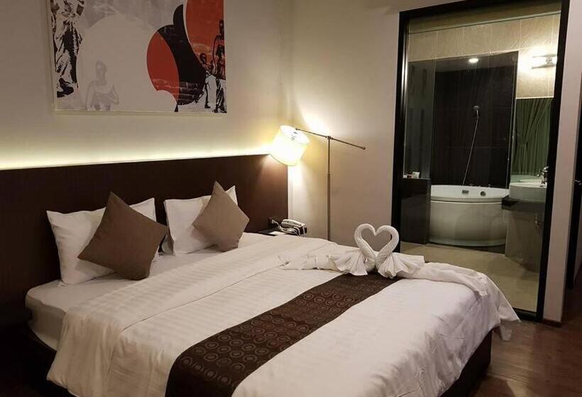 标准工作室, Paklop Resort