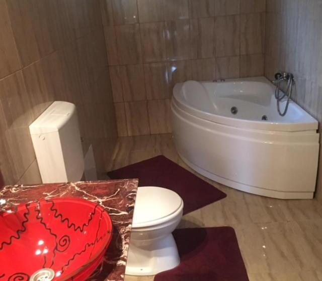 اتاق استاندارد با وان آب گرم, Casa Aurelia