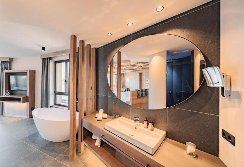 Люкс, Leitgam Luxury Hotel For Two