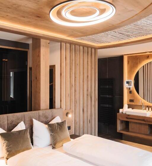 Люкс, Leitgam Luxury Hotel For Two