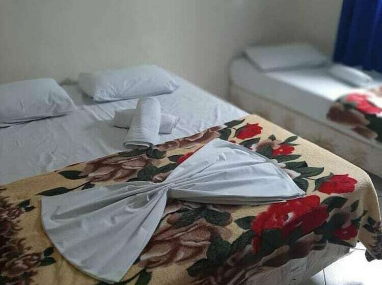 Quarto Estandar, Divino Pai Eterno