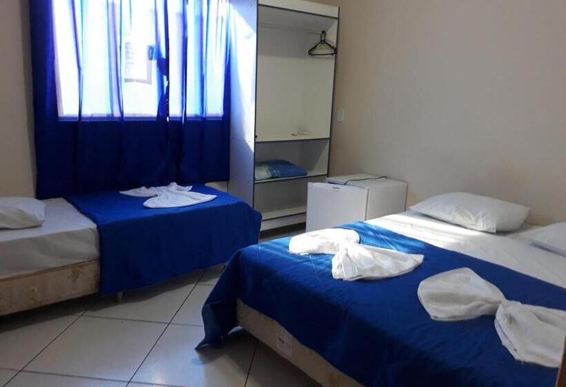 Quarto Triplo Estandar, Divino Pai Eterno