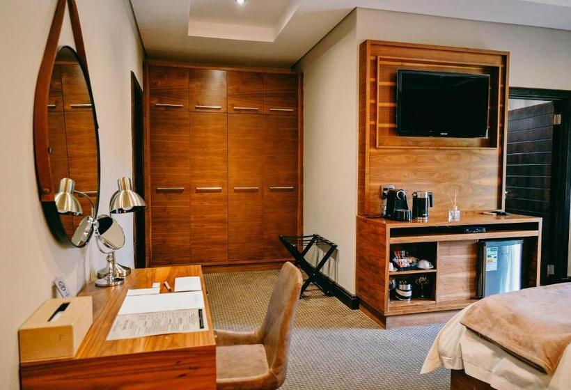 Номер Superior Кровать Кинг, Tredenham Boutique