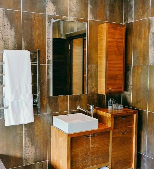 Люкс с Балконом, Tredenham Boutique