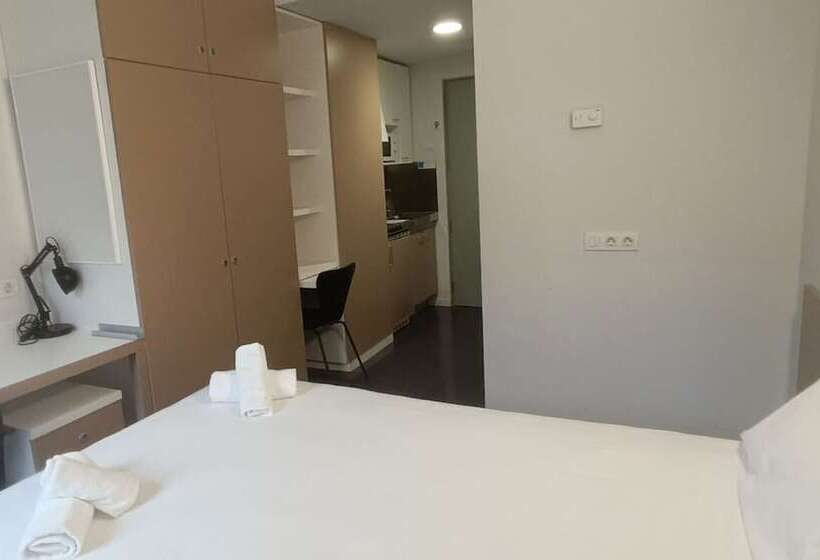 Номер Basic, Residencia Universitaria Roberto De Nobili