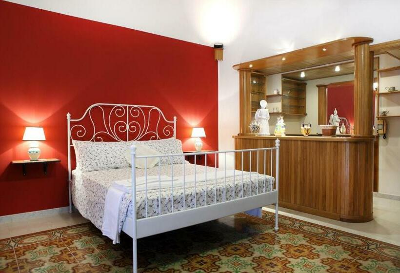 패밀리 룸, B&b Maia House