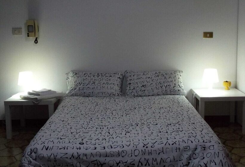 패밀리 룸, B&b Maia House