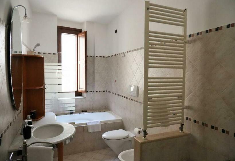 Номер Стандарт, B&b Il Grifone
