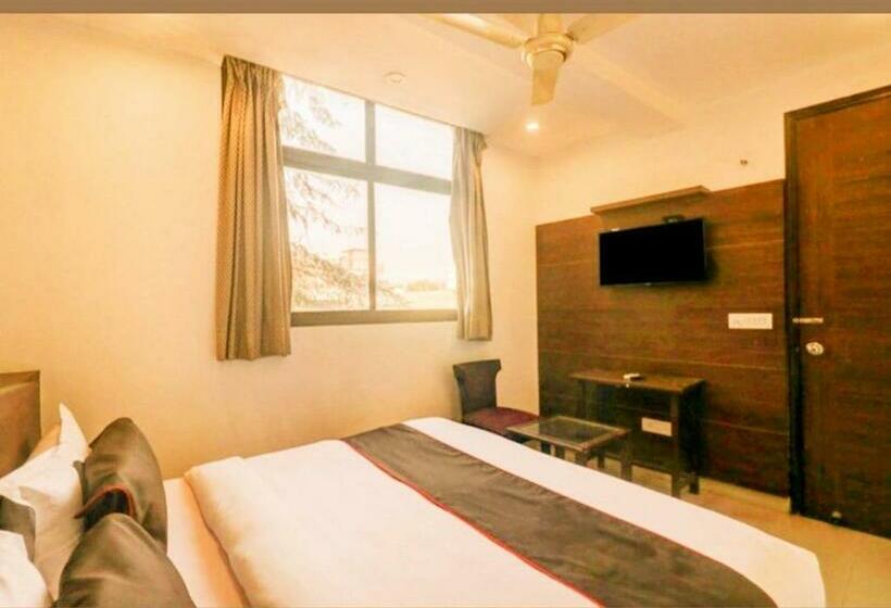 Номер Deluxe, Aravali Inn