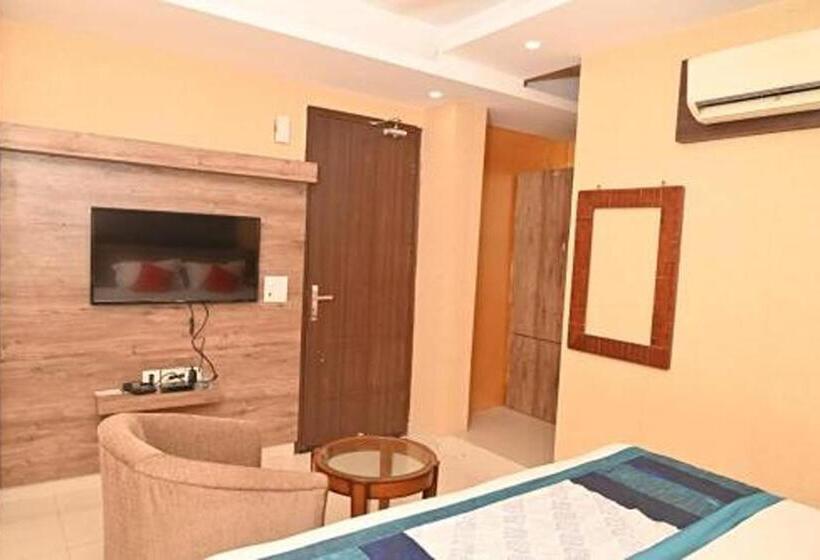 Номер Superior Кровать Кинг, Aravali Inn