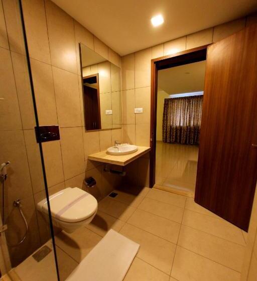 סוויטה, Rathna Residency