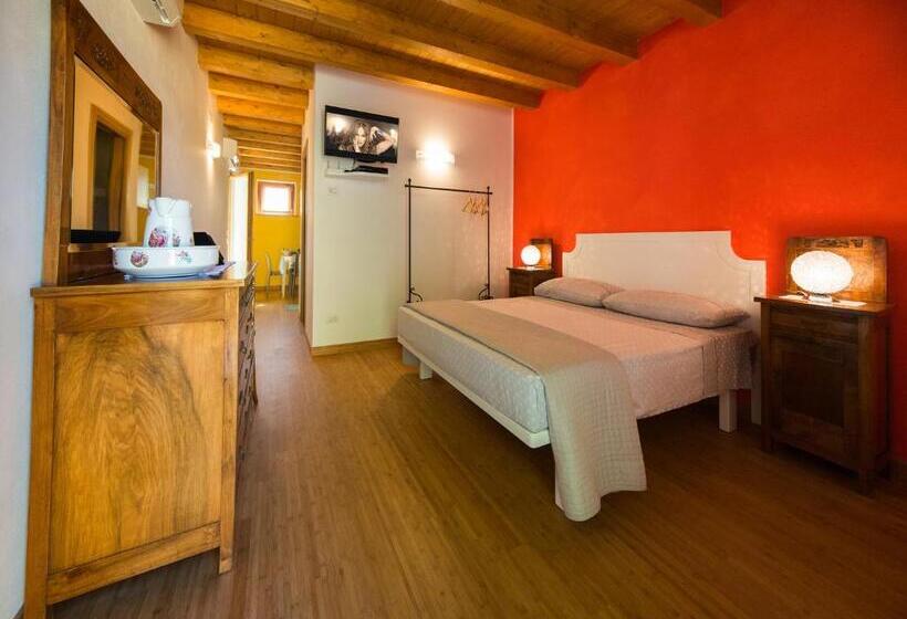 Семейный Номер, B&b La Rubiana