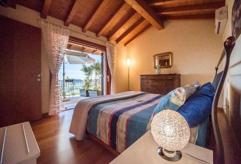 Номер Стандарт с Балконом, B&b La Rubiana