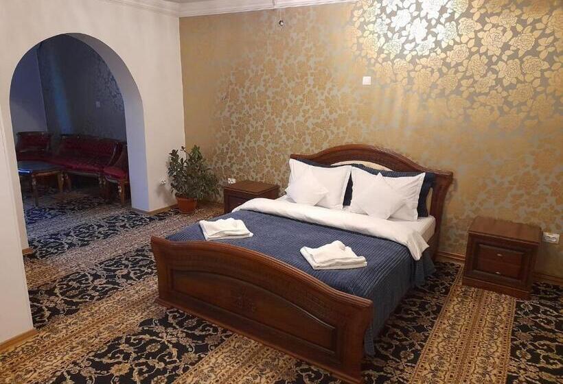 Apartamento 1 Dormitório, Pensiunea Crown Royal