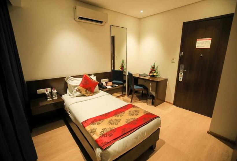 标准单人间, German Palace Near To Airport