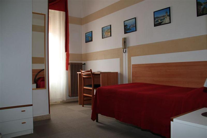 Номер Стандарт Индивидуальный с Балконом, Albergo Al Pescatore