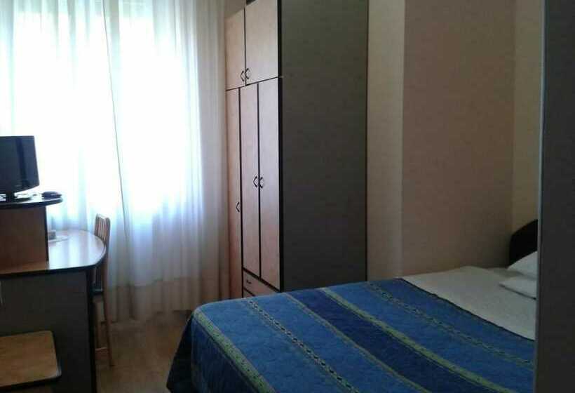 Номер Стандарт Индивидуальный, Albergo Tabiano