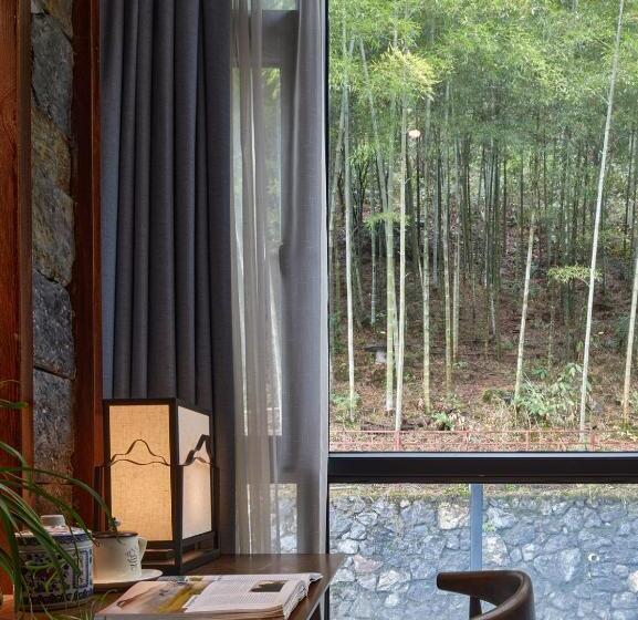 标准间, Li River Resort
