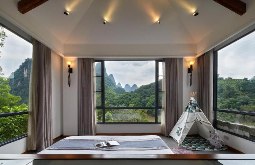 Семейный Номер, Li River Resort