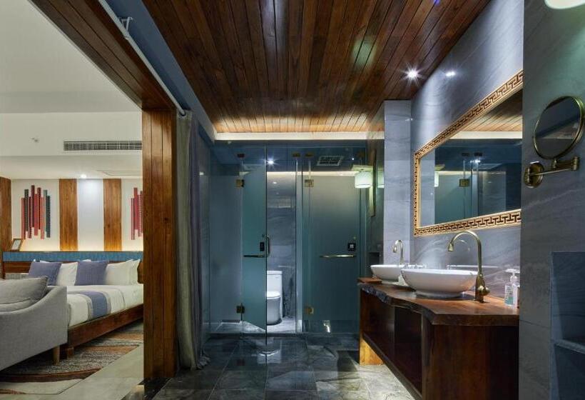 Семейный Номер, Li River Resort