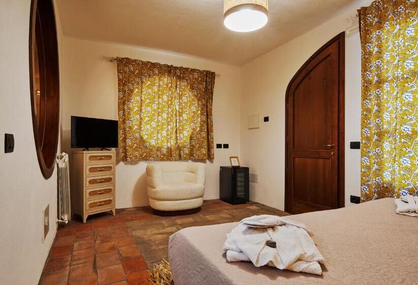 Люкс Повышенной Комфортности, Agriturismo Cascina Mirandola