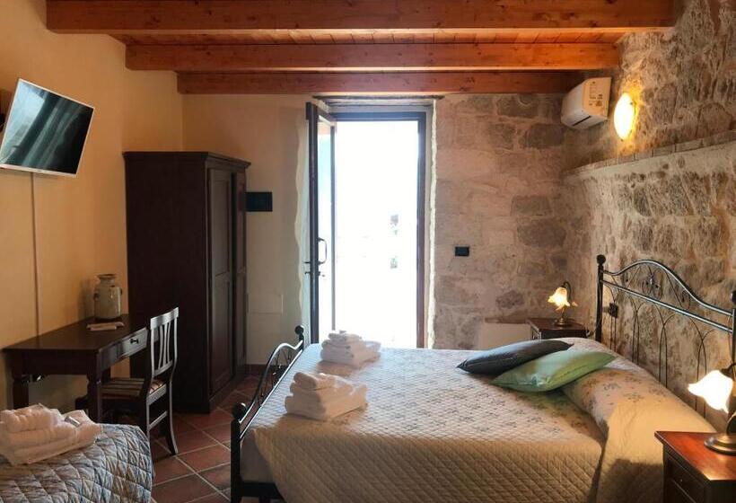 غرفة قياسية ثلاثية, Country House Antiche Dimore