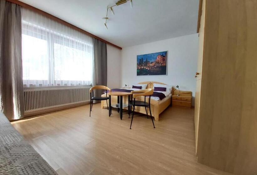 패밀리 룸, B&b Pension Karlsdorfer Hof