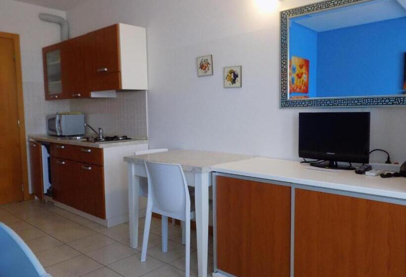 Студио Стандарт с Террасой, Residence Sole