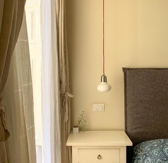 اتاق استاندارد با بالکن, 4 Balconi Rooms Boutique B&b