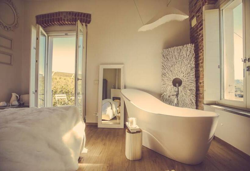 سوئیت با بالکن, Langhe Country House