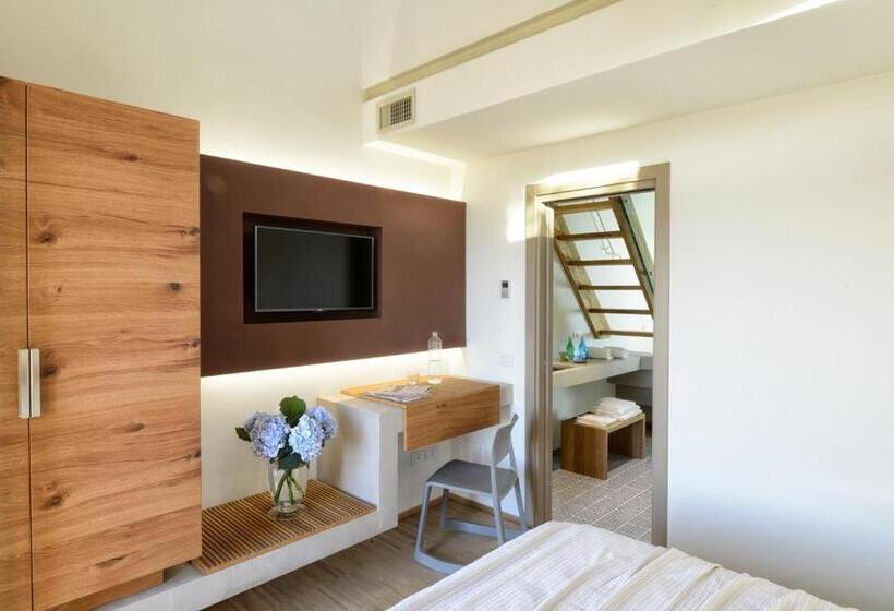 Люкс, Resort Il Gallo Senone