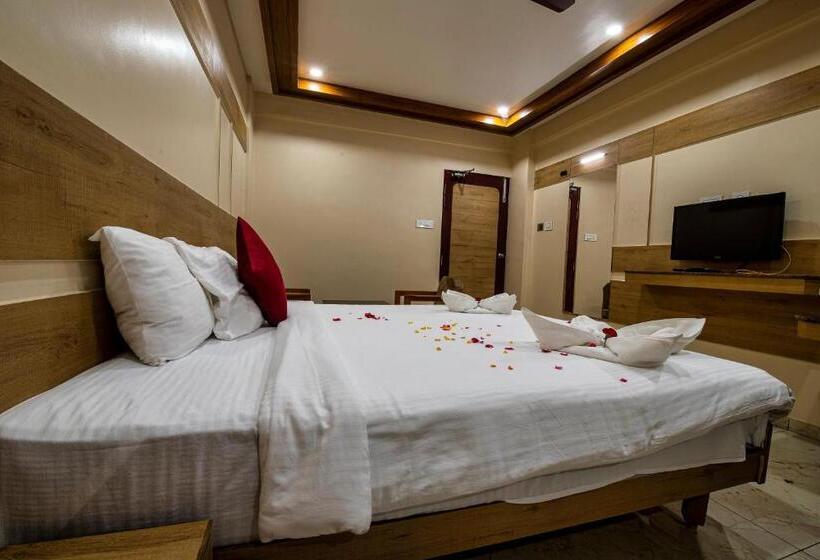 Номер Executive, Sri Janakiram Hotels