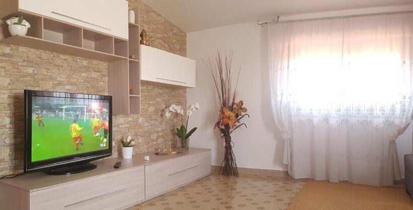 Семейный Номер, B&b Villa Mirella