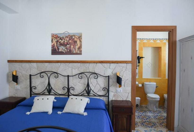 Quarto Triplo Estandar, B&b Antico Palmento