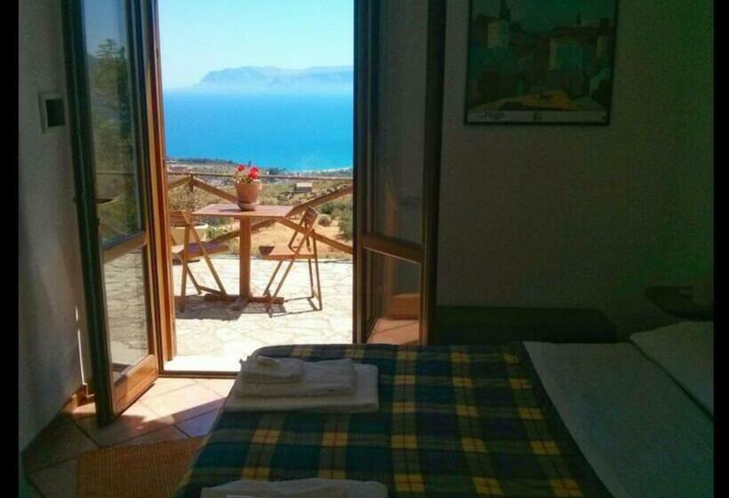 Quarto Estandar Vista Mar, B&b Tre Giummare
